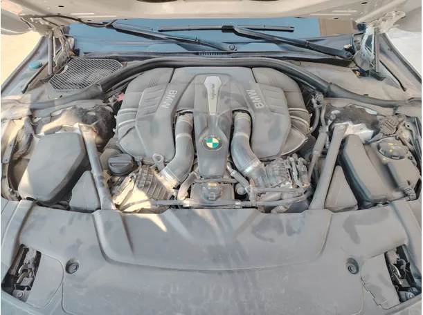 Car image 29