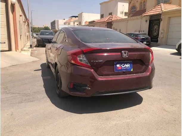Car image 7