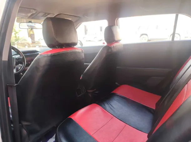 Car image 16