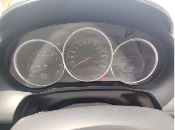 Car image 22