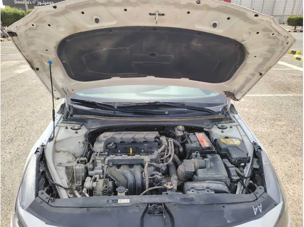 Car image 28