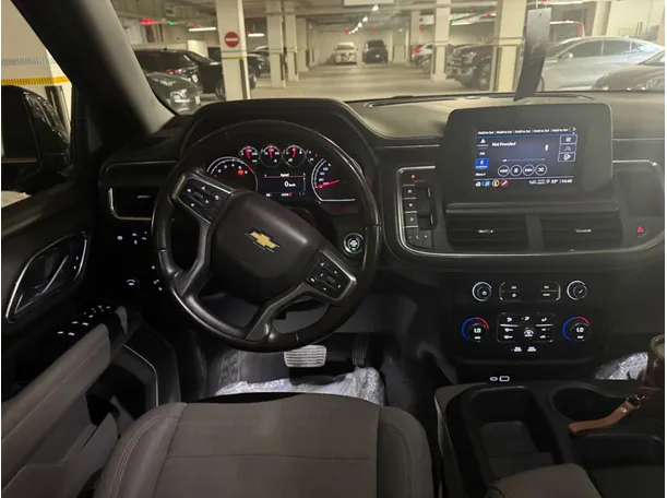 Car image 17