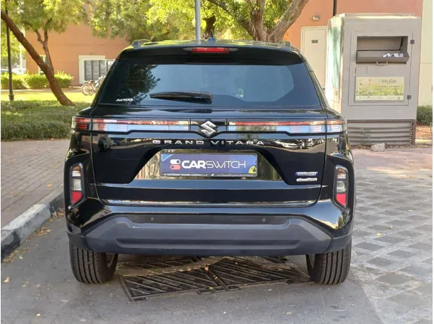 Car image 6