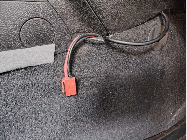 Car image 34