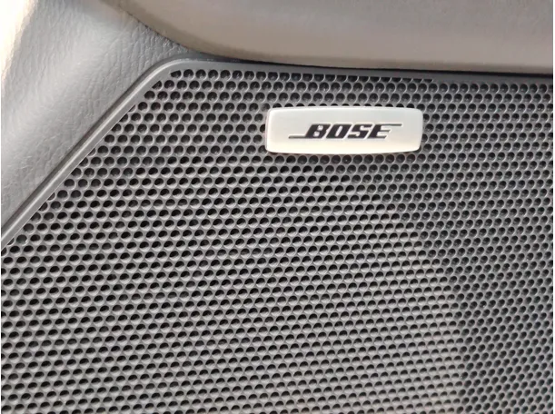 Car image 33
