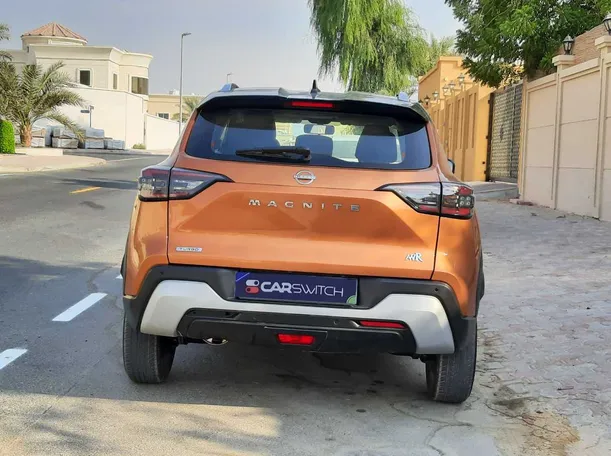 Car image 6