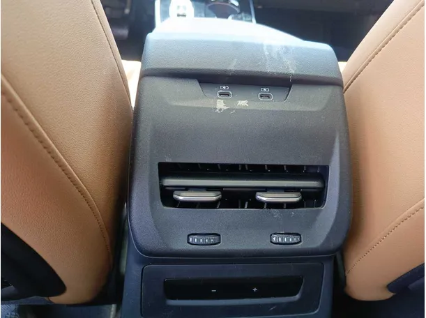 Car image 42