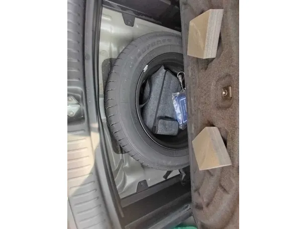 Car image 41