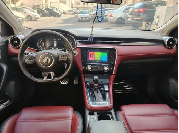 Car image 20