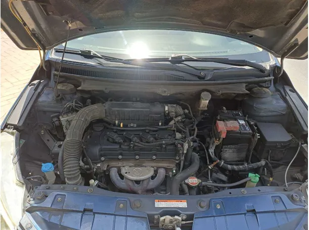 Car image 19