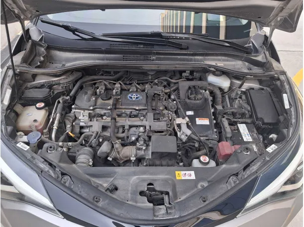 Car image 21