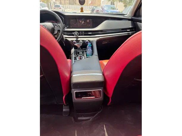 Car image 21