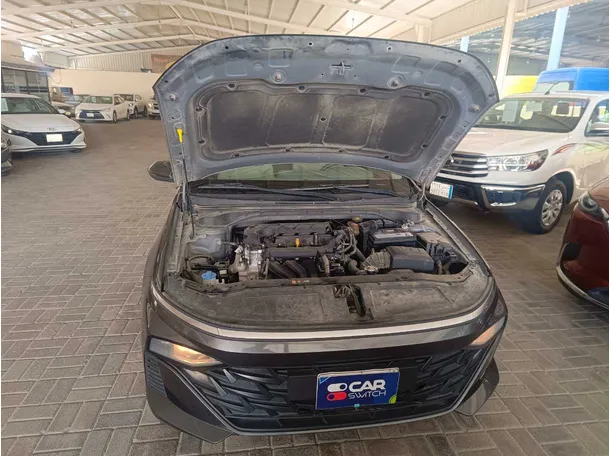 Car image 27