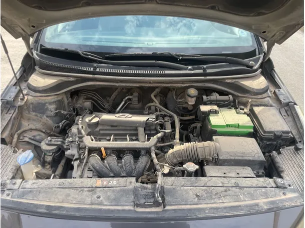 Car image 25