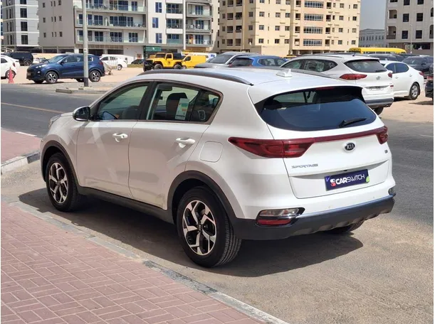 Car image 7
