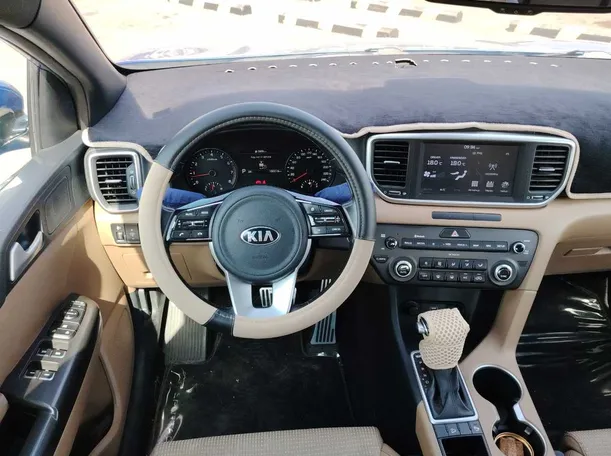 Car image 22