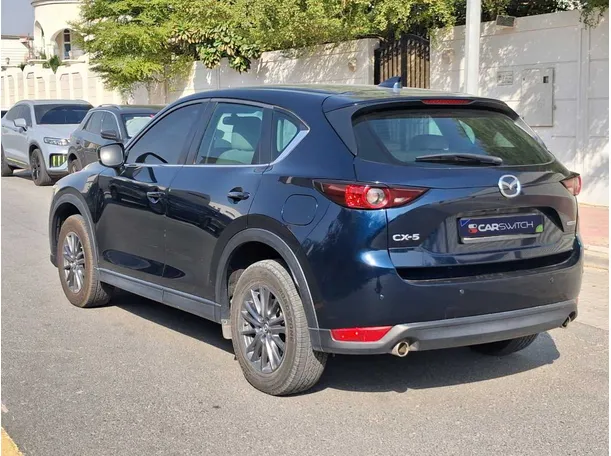 Car image 7