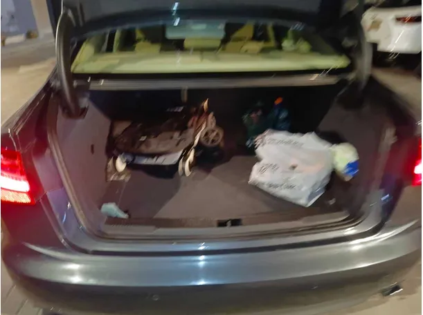Car image 31