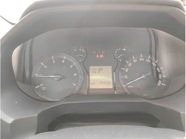 Car image 28