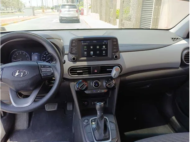 Car image 18