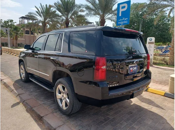 Car image 7