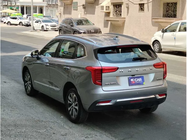 Car image 7