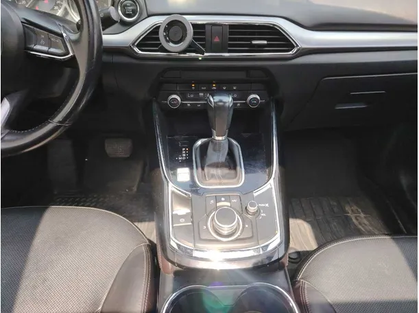 Car image 23