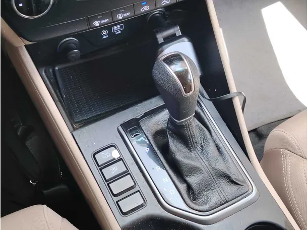 Car image 20