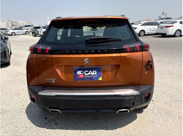 Car image 6