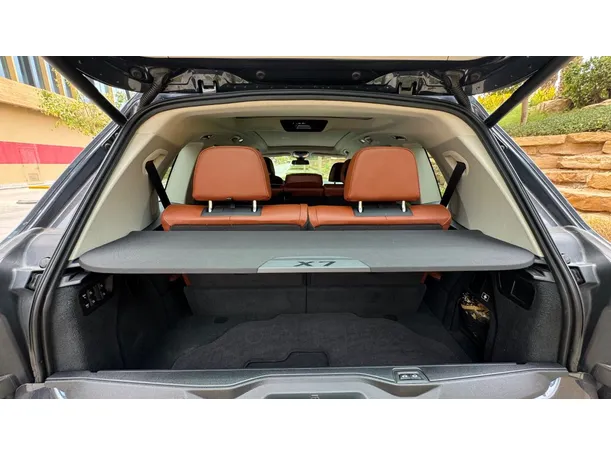 Car image 22