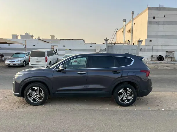 Car image 8