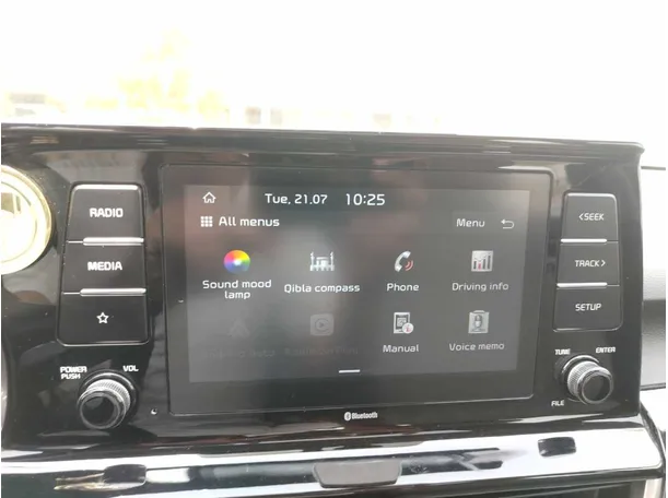Car image 30