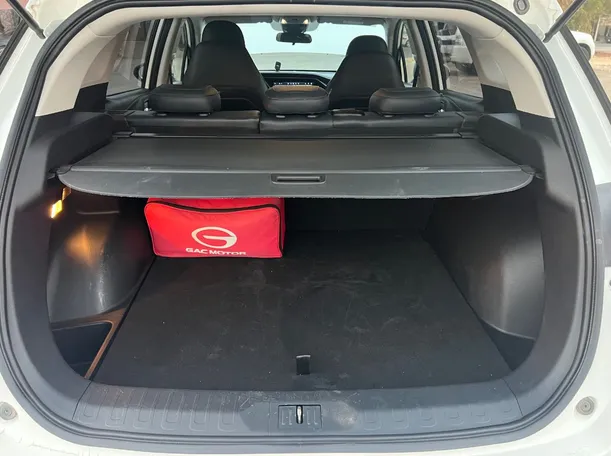 Car image 21