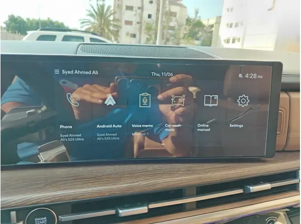 Car image 25