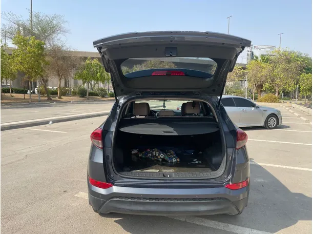 Car image 21