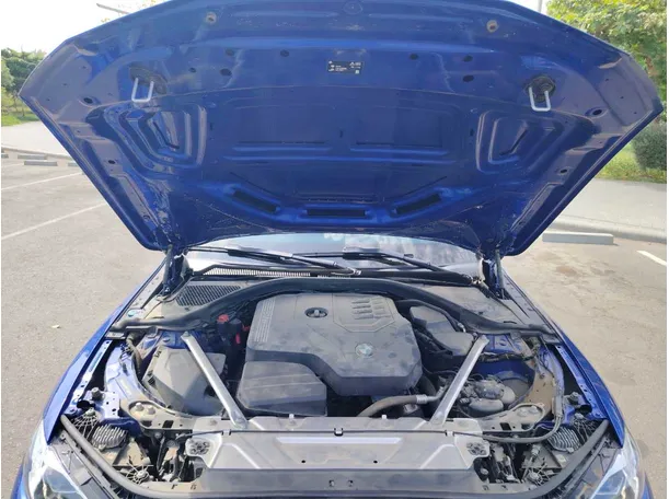 Car image 34