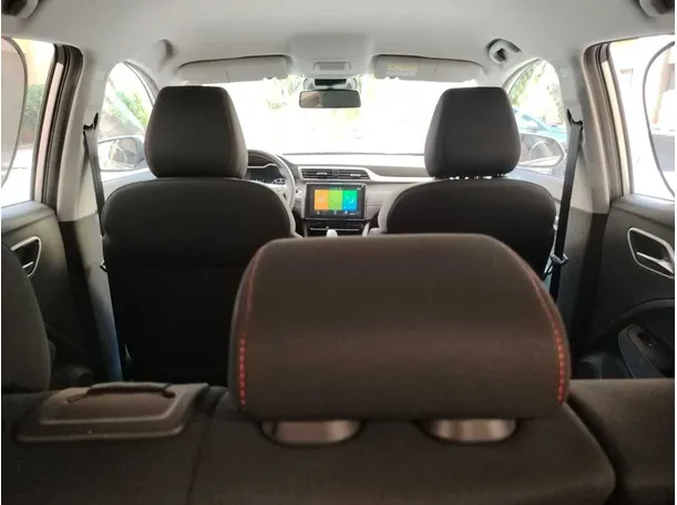 Car image 31