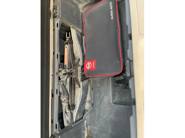 Car image 22