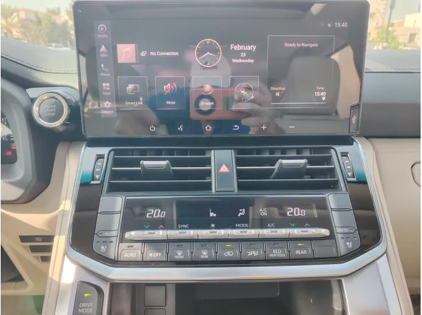 Car image 23