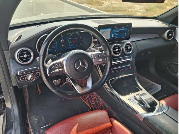Car image 11