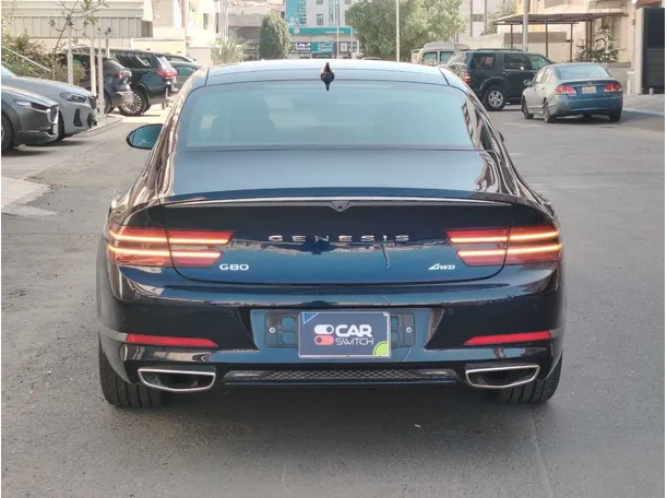 Car image 6