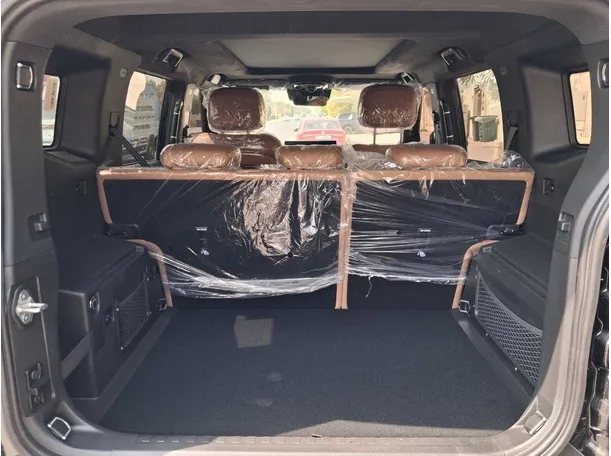 Car image 21