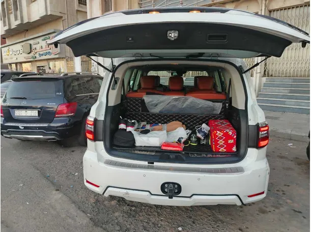 Car image 38
