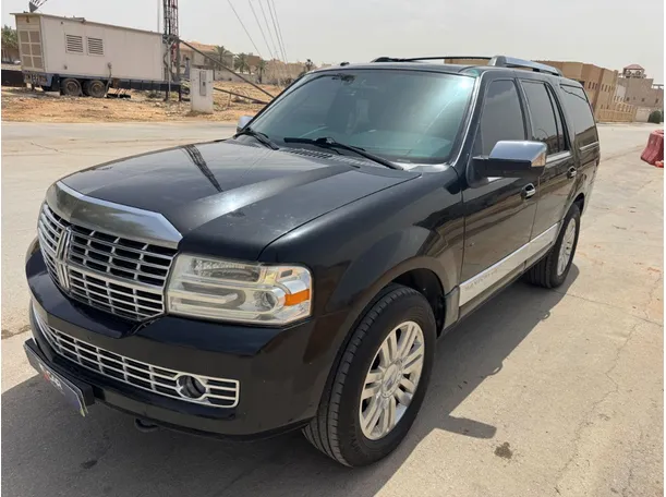 2014 Lincoln Navigator in Riyadh