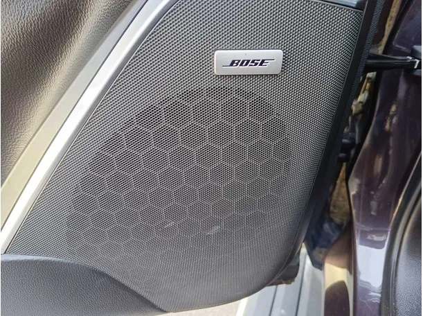 Car image 35