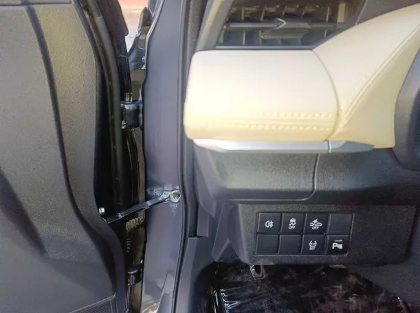 Car image 31