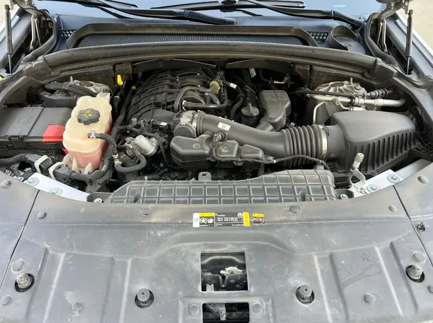 Car image 32