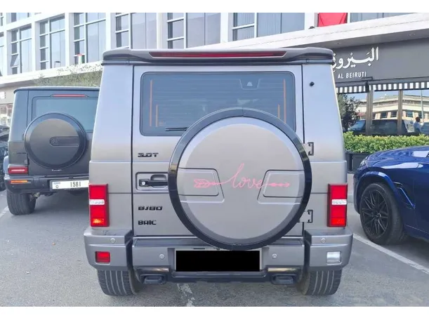 Car image 5