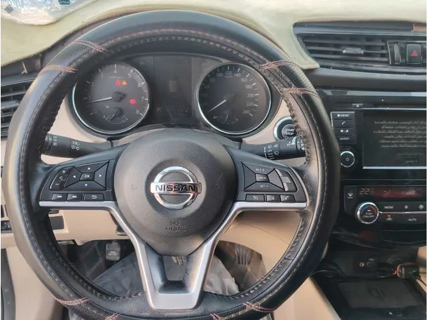 Car image 24