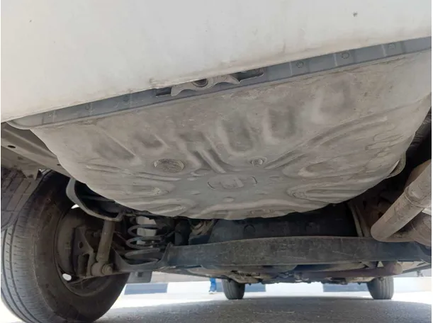 Car image 29